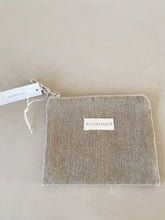 Load image into Gallery viewer, Petite pochette en deux couches de lin - millimetres.be