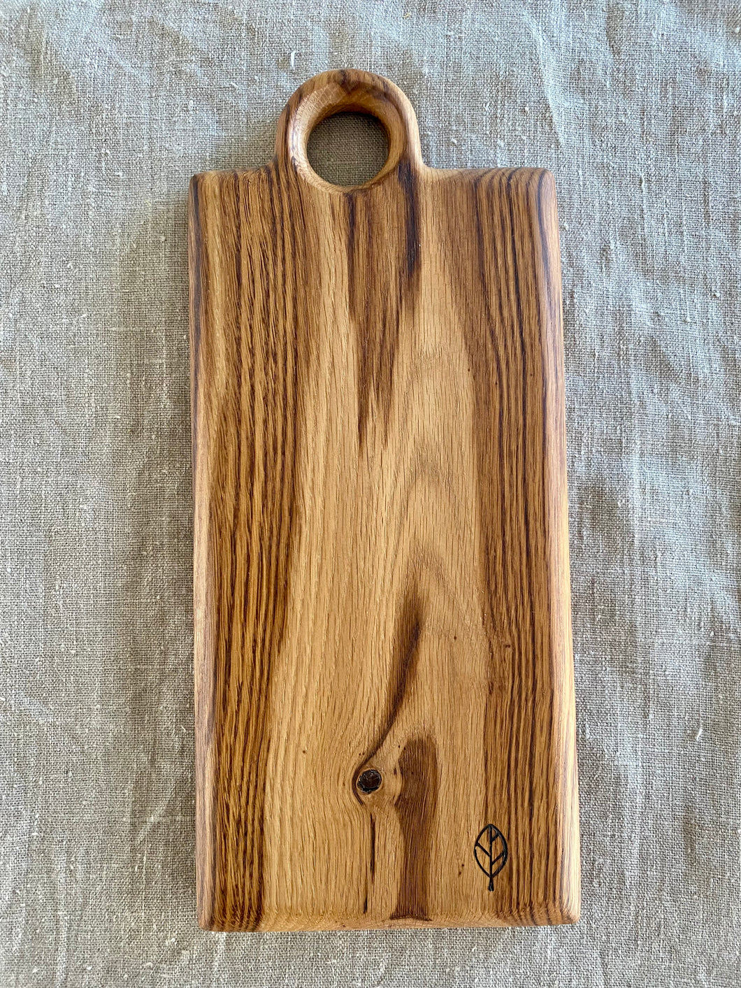 Planche à découper / de présentation en bois du chêne