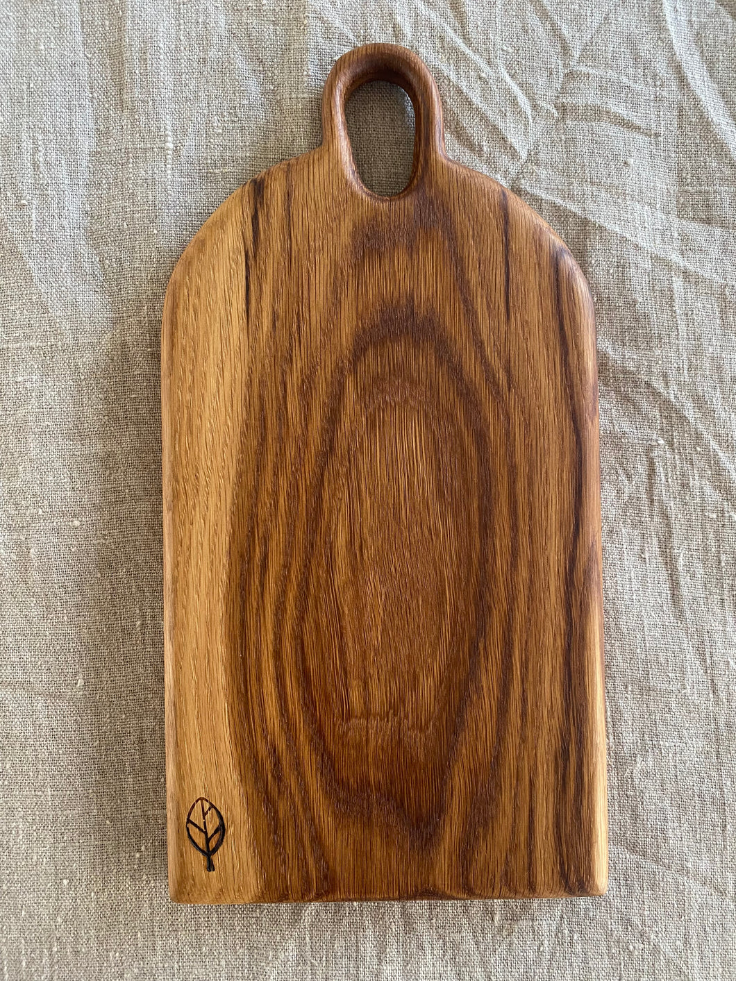 Planche à découper/ de présentation en bois du chêne - millimetres.be