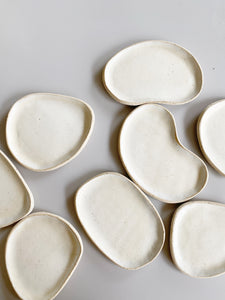 Ceramiczny talerzyk na świecę 