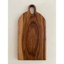 Charger l&#39;image dans la galerie, Planche à découper/ de présentation en bois du chêne - millimetres.be
