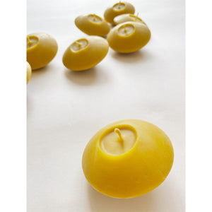 Lot de 2  bougies  flottantes en cire d'abeille